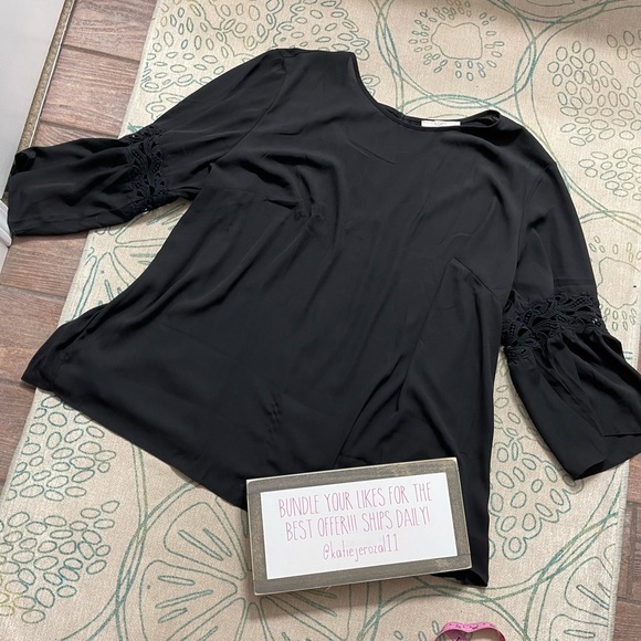 LOFT Tops - Loft 24/26 top